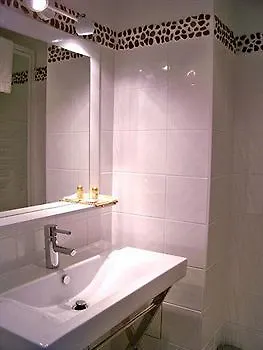 Hotel La Porte Dijeaux 2*