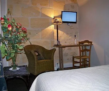 Otel La Porte Dijeaux 2*