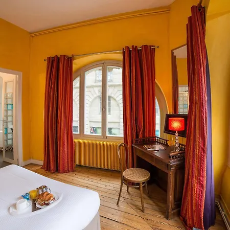 La Porte Dijeaux Otel